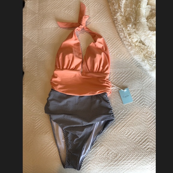 NWT One Piece Swimsuit - Picture 3 of 4